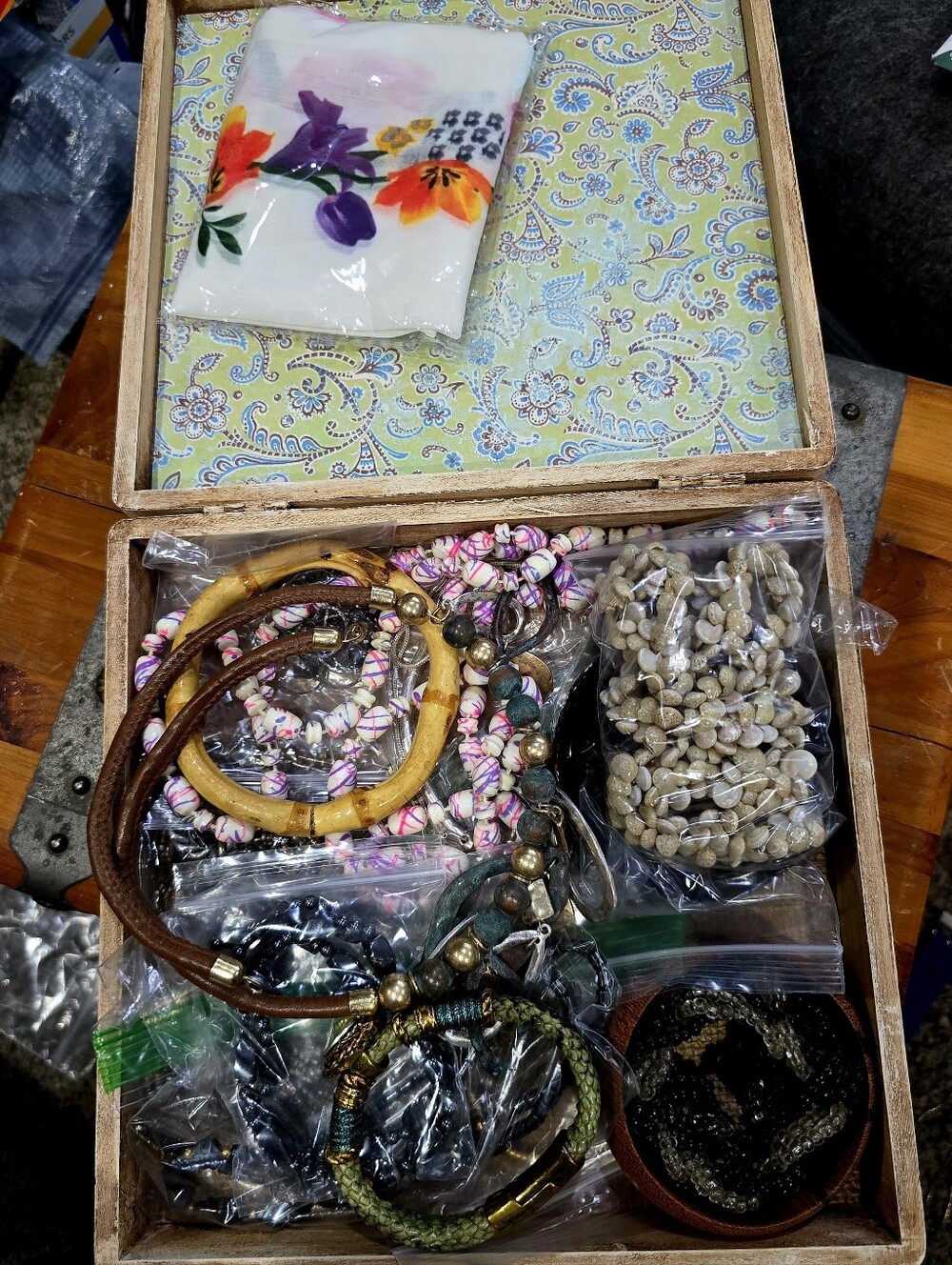 (11) Vintage/old Jewlery
